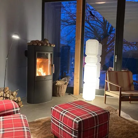 度假居 Haus Uebersee