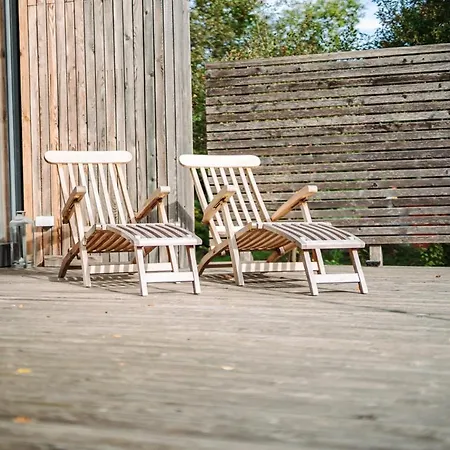 度假居 Haus Uebersee Schwarz (Mecklenburgische Seenplatte)