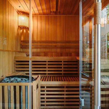 Haus Uebersee 度假居